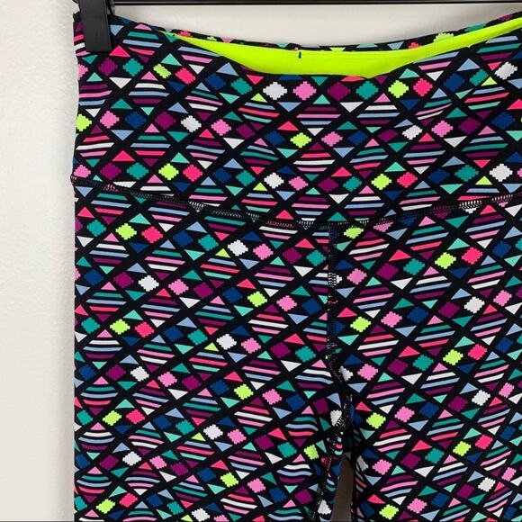 Victoria’s Secret Sport Geometric Neon Leggings - Picture 3 of 10